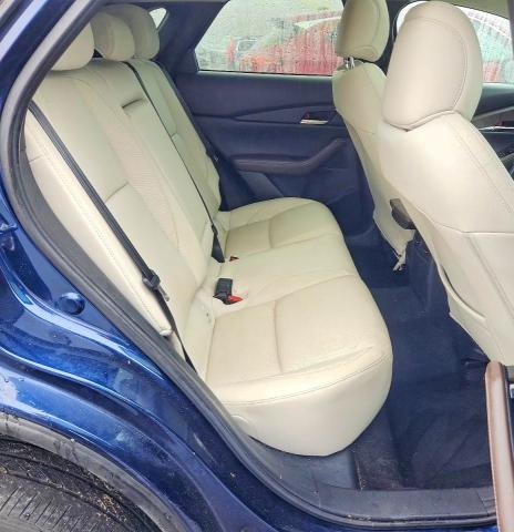 47654556 :رقم المزاد ، 3MVDMBDL8NM413437 vin ، 2022 Mazda Cx-30 مزاد بيع