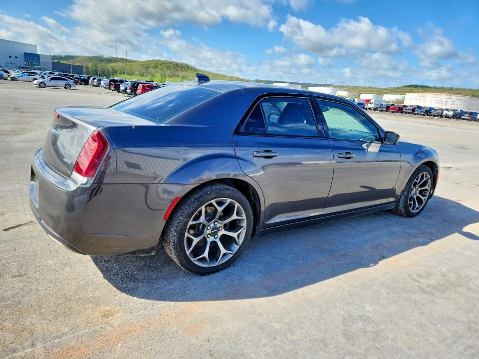 48456236 :رقم المزاد ، 2C3CCAAG6JH320592 vin ، 2018 Chrysler 300 مزاد بيع