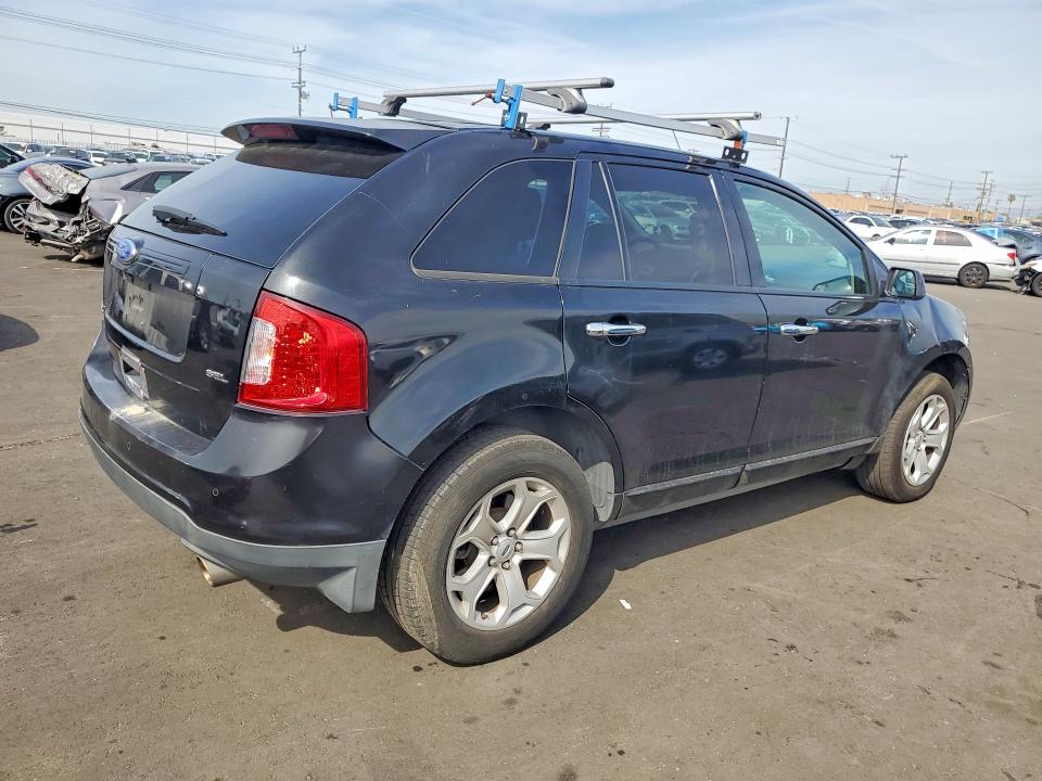 50300546 :رقم المزاد ، 2FMDK3JC5BBB27734 vin ، 2011 Ford Edge مزاد بيع