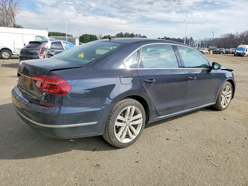Aukcja sprzedaży 2018 Volkswagen Passat, vin: 1VWBA7A30JC014291, numer aukcji: 49863846