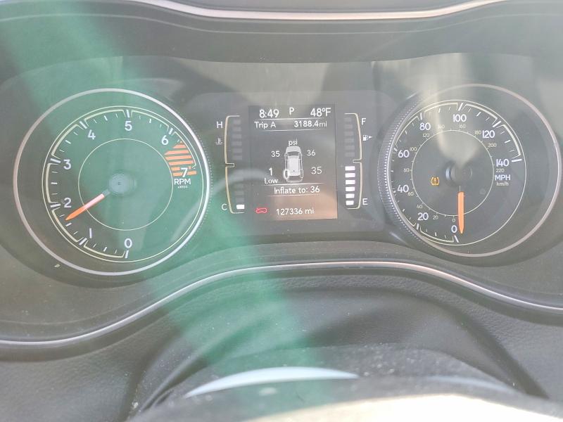 Продаж на аукціоні авто 2019 Jeep Cherokee, vin: 1C4PJMCB4KD104390, номер лоту: 49075586