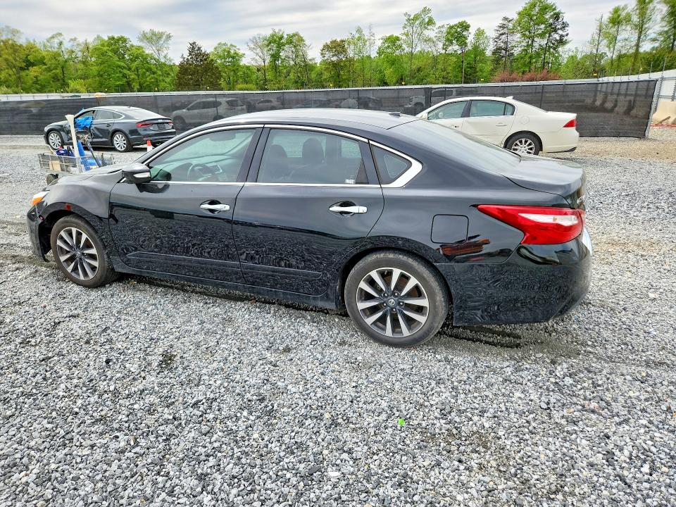2017 Nissan Altima მანქანა იყიდება აუქციონზე, vin: 1N4AL3AP4HC128105, აუქციონის ნომერი: 48964506