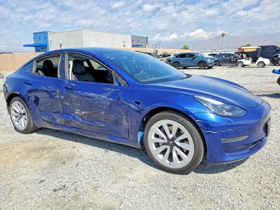 2022 Tesla Model 3 მანქანა იყიდება აუქციონზე, vin: 5YJ3E1EB6NF211002, აუქციონის ნომერი: 49336726