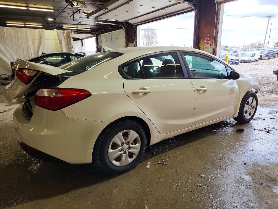 2016 Kia Forte მანქანა იყიდება აუქციონზე, vin: KNAFK4A62G5569862, აუქციონის ნომერი: 45788956