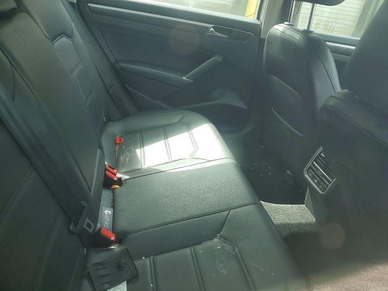 49744576 :رقم المزاد ، 1VWBT7A34GC068552 vin ، 2016 Volkswagen Passat مزاد بيع