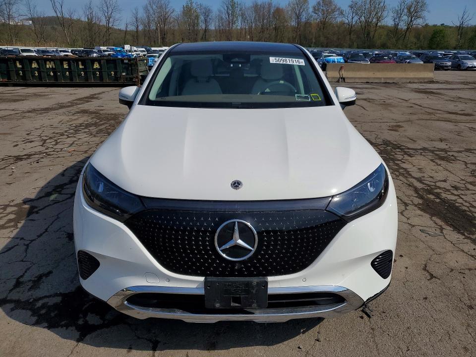 50981916 :رقم المزاد ، 4JGGM1CB8SA059196 vin ، 2025 Mercedes-benz Eqe Suv مزاد بيع