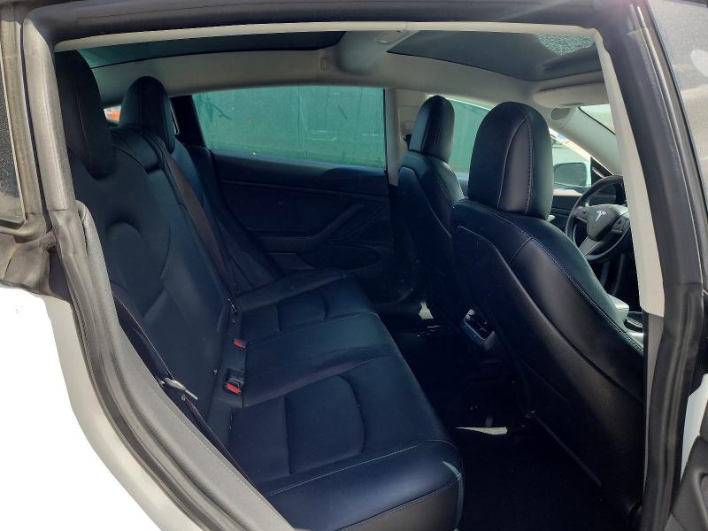 Продажа на аукционе авто 2018 Tesla Model 3, vin: 5YJ3E1EBXJF145581, номер лота: 48283906