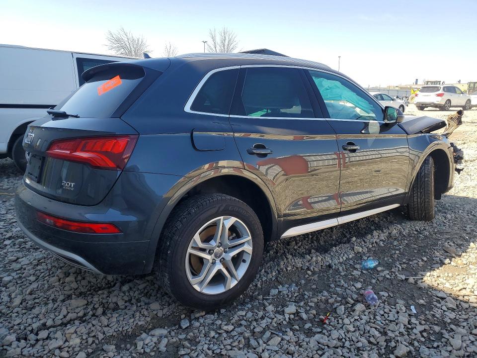 50555826 :رقم المزاد ، WA1BNAFY7J2222239 vin ، 2018 Audi Q5 مزاد بيع