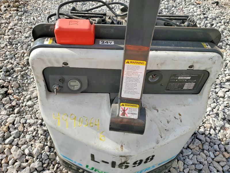 49903646 :رقم المزاد ، 2W169322245 vin ، 2016 Unicariers Forklift مزاد بيع