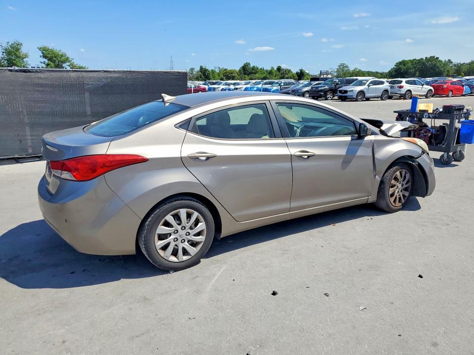 50112246 :رقم المزاد ، 5NPDH4AE7BH014754 vin ، 2011 Hyundai Elantra مزاد بيع