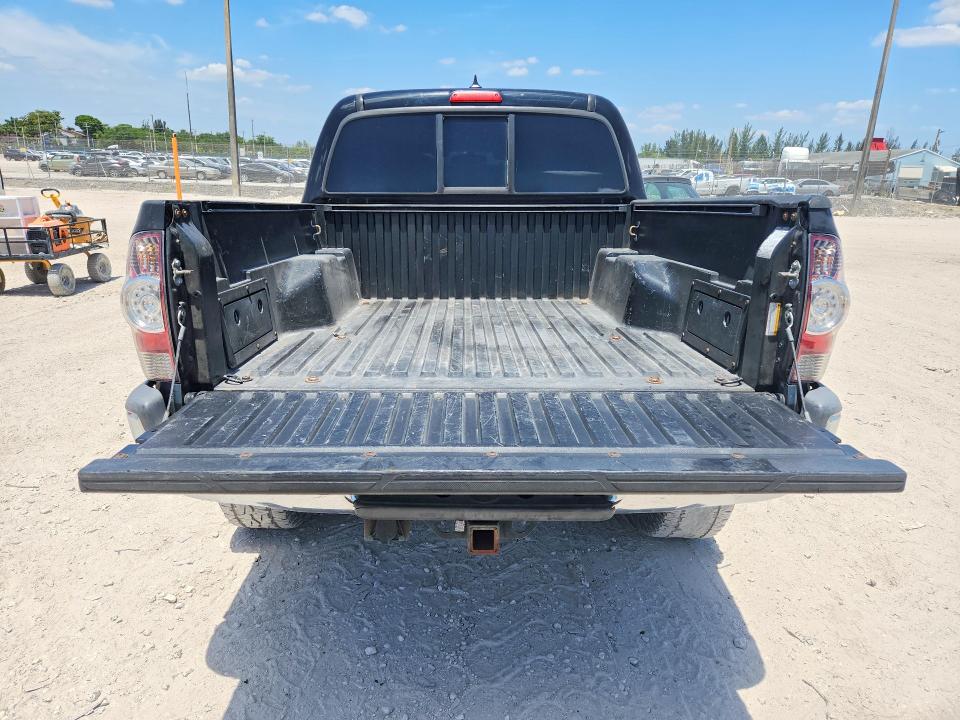 Продаж на аукціоні авто 2015 Toyota Tacoma, vin: 3TMJU4GN2FM192609, номер лоту: 51840396