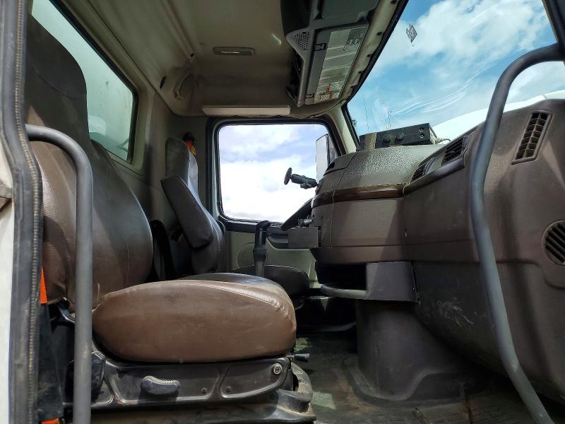 Продаж на аукціоні авто 2015 Volv Vnl (4), vin: 4V5NC9UG7FN180419, номер лоту: 50731366