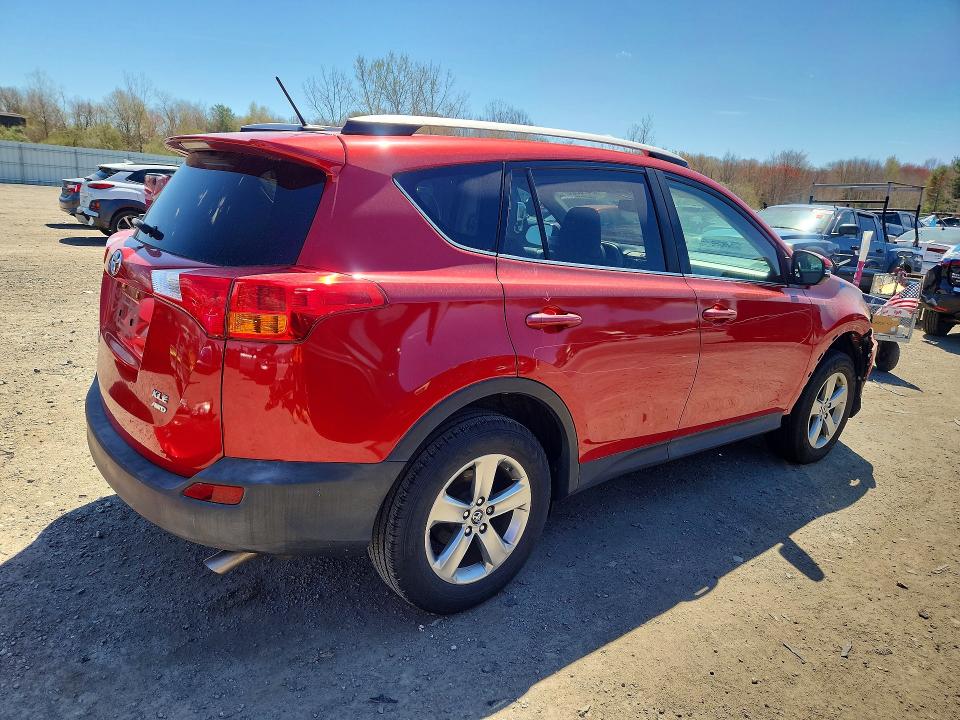 Продажа на аукционе авто 2015 Toyota Rav4, vin: 2T3RFREV2FW383295, номер лота: 50478326