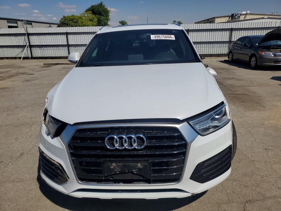 49675666 :رقم المزاد ، WA1BCCFS2JR008697 vin ، 2018 Audi Q3 مزاد بيع