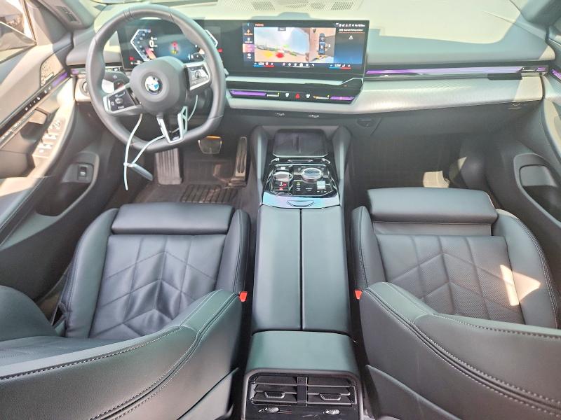 Продажа на аукционе авто 2025 Bmw 530, vin: WBA43FJ0XSCT63902, номер лота: 49570296