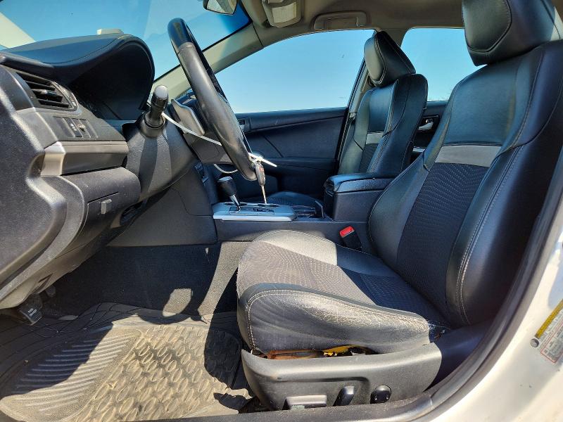 49923246 :رقم المزاد ، 4T1BF1FK4CU557993 vin ، 2012 Toyota Camry مزاد بيع