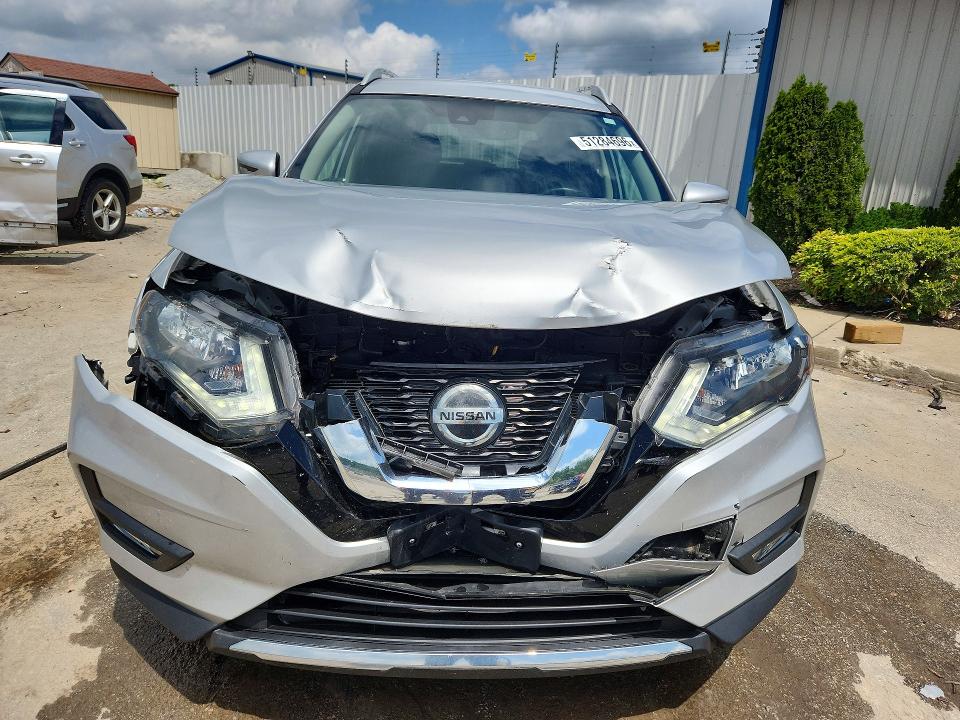 51284696 :رقم المزاد ، 5N1AT2MT0LC715855 vin ، 2020 Nissan Rogue مزاد بيع