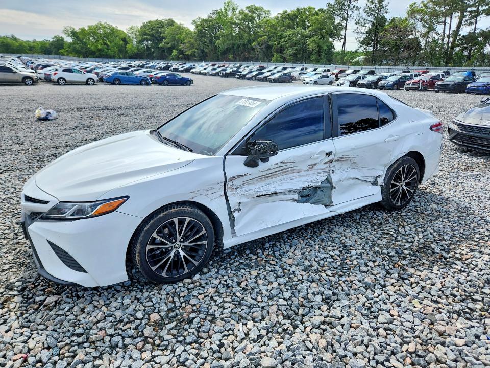 Auction sale of the 2020 Toyota Camry, vin: 4T1G11AK3LU394524, lot number: 51812456