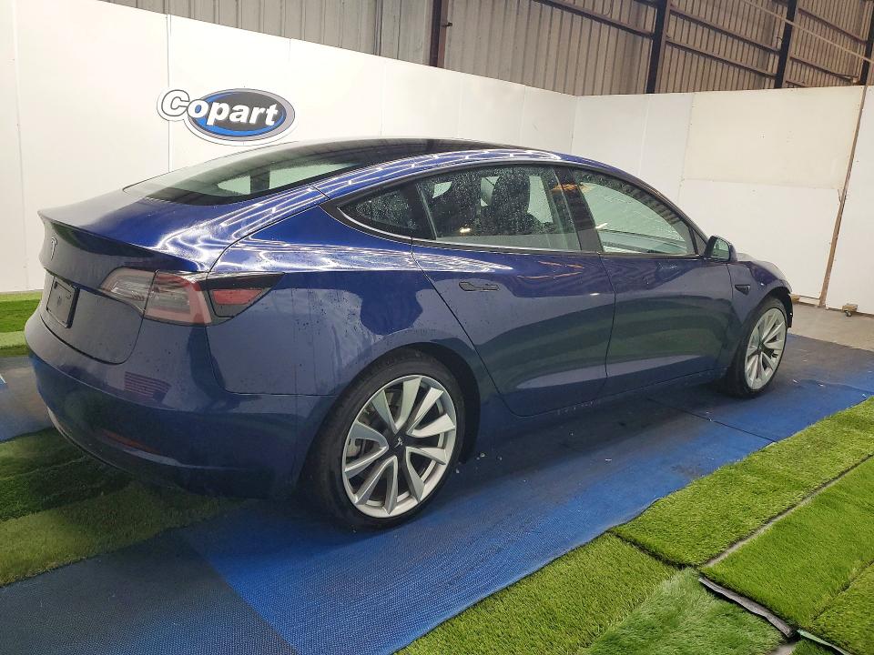 51532186 :رقم المزاد ، 5YJ3E1EA1NF369495 vin ، 2022 Tesla Model 3 مزاد بيع