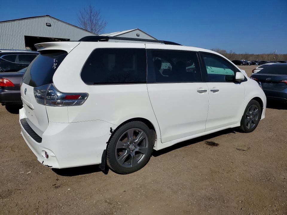 2017 Toyota Sienna მანქანა იყიდება აუქციონზე, vin: 5TDXZ3DC7HS860920, აუქციონის ნომერი: 50401656