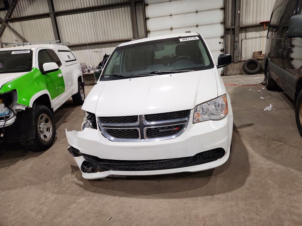 49471716 :رقم المزاد ، 2C4RDGBGXFR634106 vin ، 2015 Dodge Grand Caravan مزاد بيع