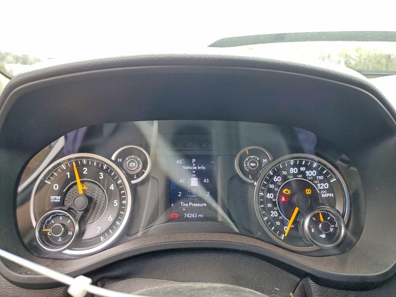 50778976 :رقم المزاد ، 1C6RRFBG2LN298365 vin ، 2020 Ram 1500 مزاد بيع