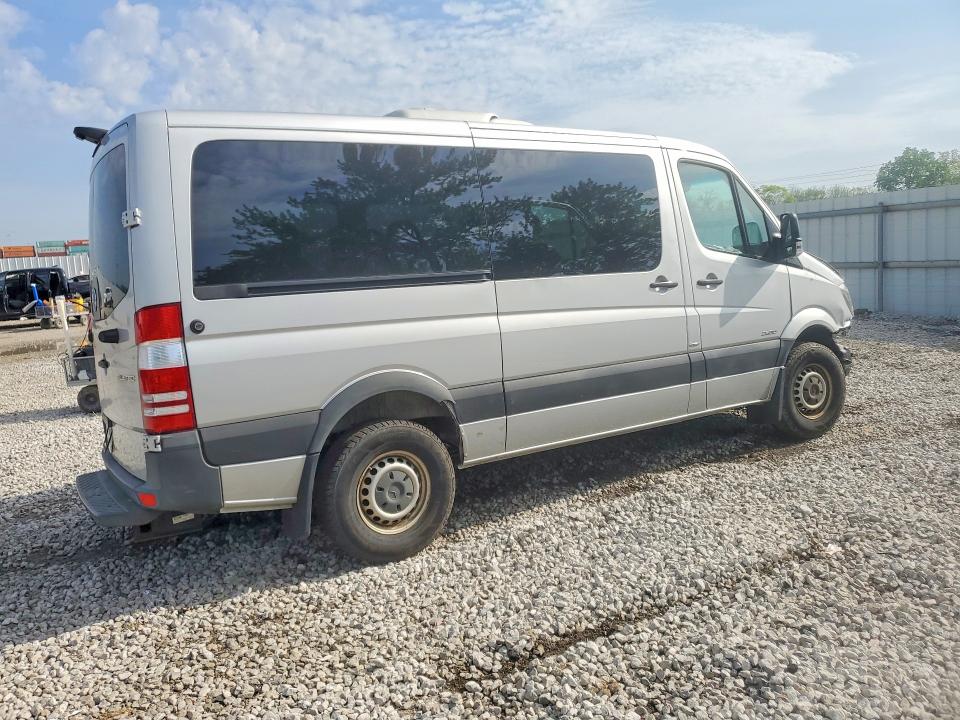 51165826 :رقم المزاد ، WDZPE7CC1F5945078 vin ، 2015 Mercedes Benz Sprinter مزاد بيع