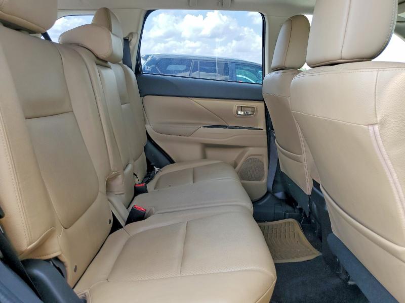 Продаж на аукціоні авто 2015 Mitsubishi Outlander, vin: JA4AD3A30FZ004731, номер лоту: 49180246
