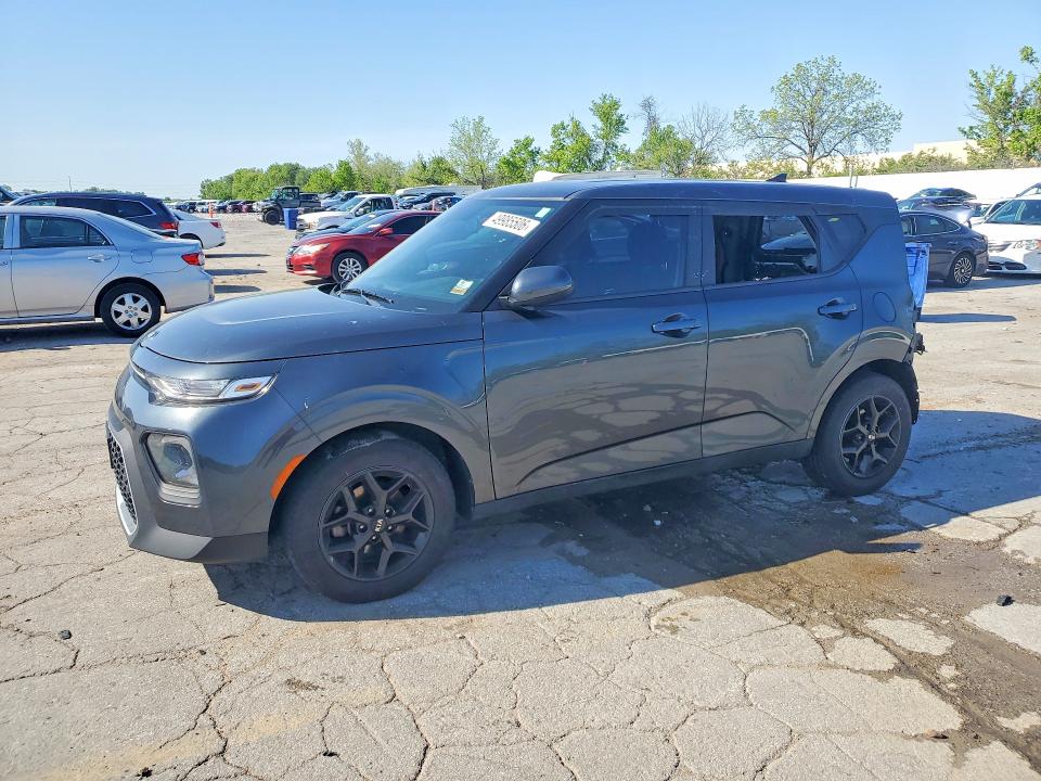 2021 Kia Soul მანქანა იყიდება აუქციონზე, vin: KNDJ23AU3M7784771, აუქციონის ნომერი: 49985506