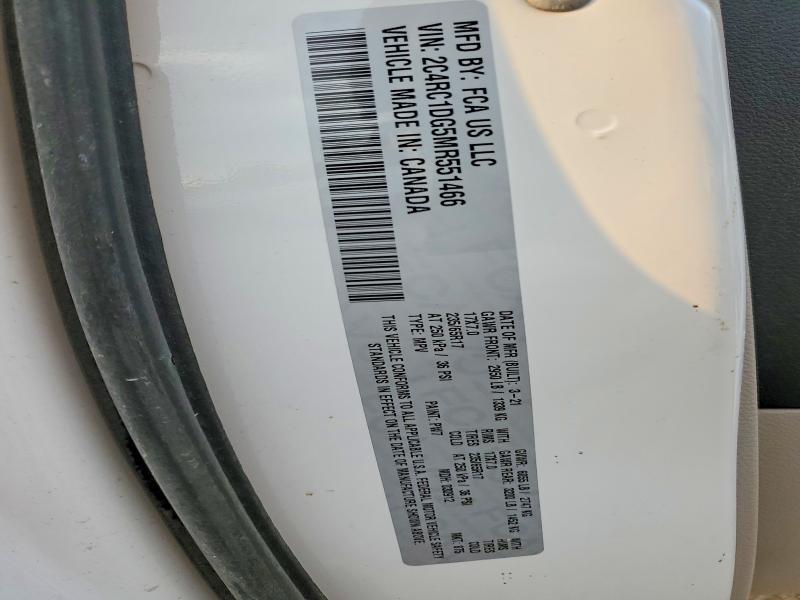 41895676 :رقم المزاد ، 2C4RC1DG5MR551466 vin ، 2021 Chrysler Voyager مزاد بيع