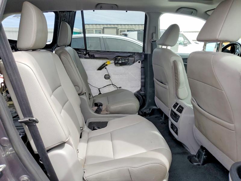 Продажа на аукционе авто 2019 Honda Pilot, vin: 5FNYF6H64KB054757, номер лота: 49050166