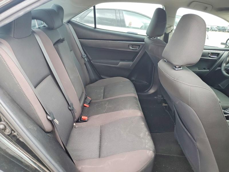 48753026 :رقم المزاد ، 5YFBURHE0JP836285 vin ، 2018 Toyota Corolla مزاد بيع