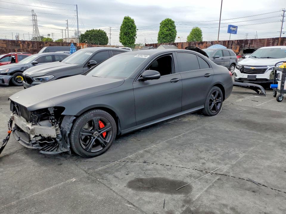 49284716 :رقم المزاد ، WDDZF8DB0LA710620 vin ، 2020 Mercedes-benz E مزاد بيع