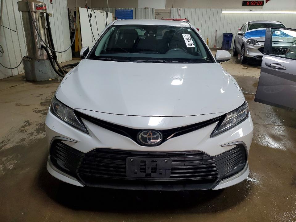 Продажа на аукционе авто 2022 Toyota Camry, vin: 4T1C11AK4NU040920, номер лота: 51641416