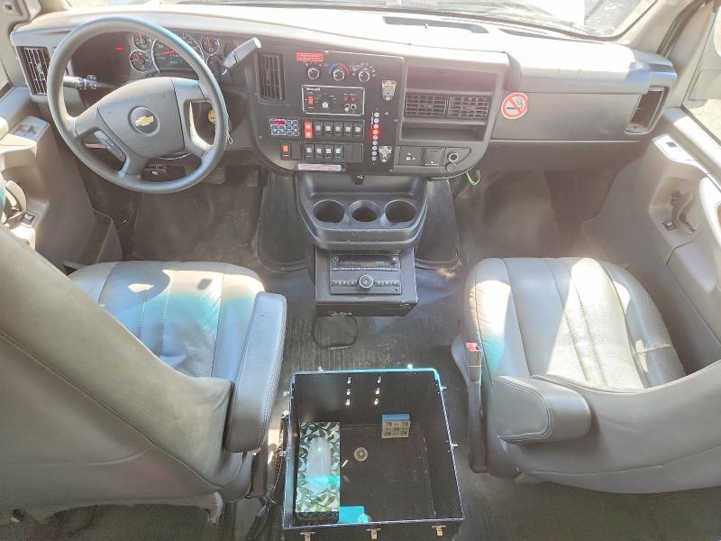 51486696 :رقم المزاد ، 1GB3G3CG0F1110556 vin ، 2015 Chev Express G3500 مزاد بيع
