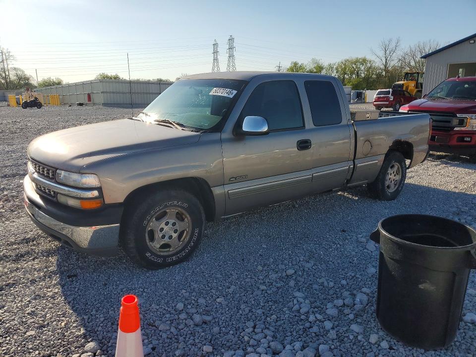 2000 Chevrolet Silverado მანქანა იყიდება აუქციონზე, vin: 2GCEC19T2Y1370883, აუქციონის ნომერი: 50370146