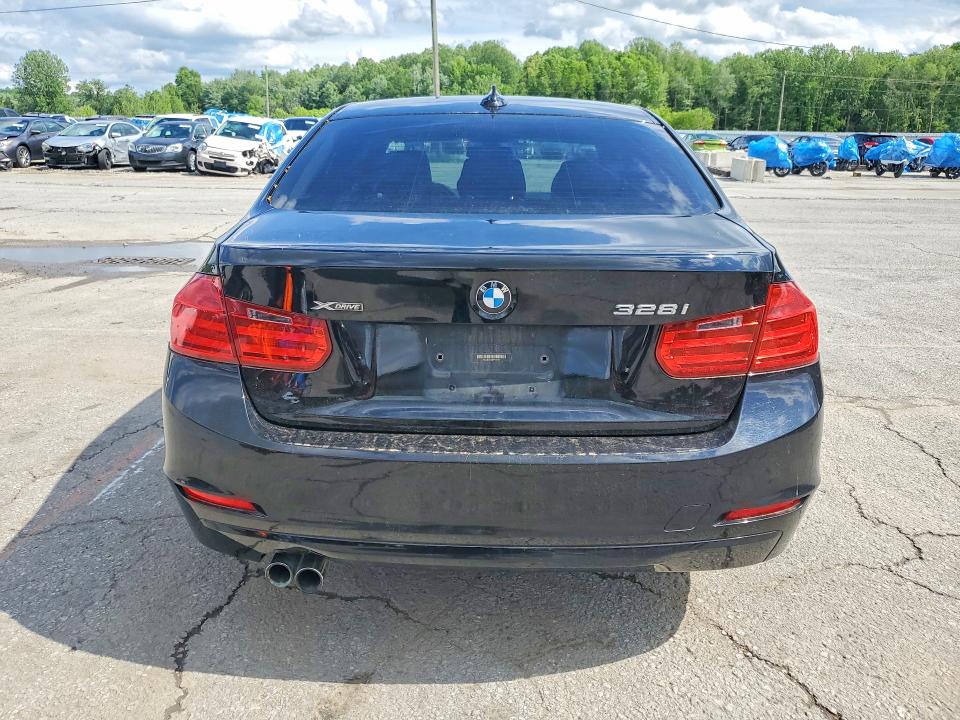 2013 Bmw 328 მანქანა იყიდება აუქციონზე, vin: WBA3B3C58DF541961, აუქციონის ნომერი: 51525316