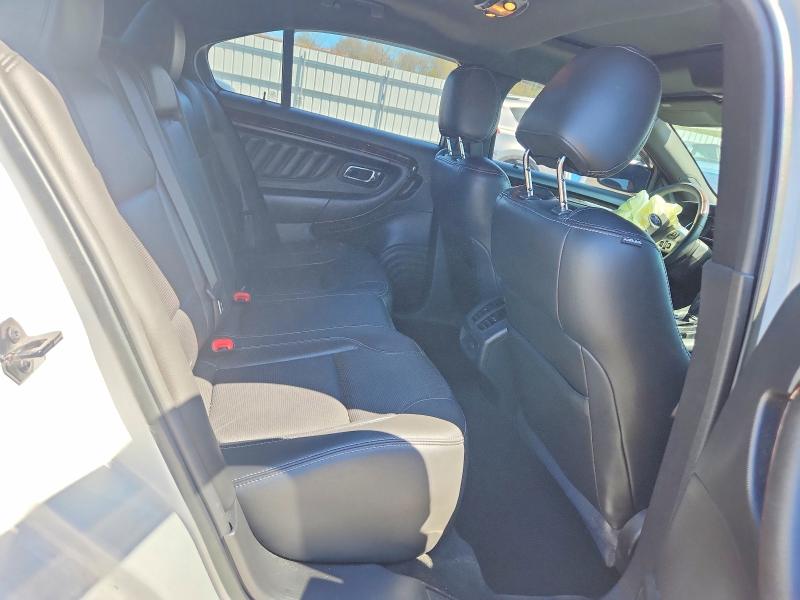 2015 Ford Taurus მანქანა იყიდება აუქციონზე, vin: 1FAHP2F80FG182263, აუქციონის ნომერი: 51309796
