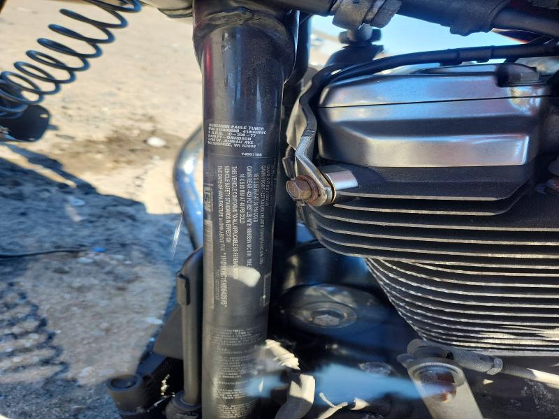 2017 Harley Davidson Flhxs მანქანა იყიდება აუქციონზე, vin: 1HD1KRC15HB643515, აუქციონის ნომერი: 47018456