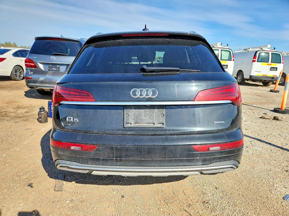50577476 :رقم المزاد ، WA1BAAFY6M2055503 vin ، 2021 Audi Q5 مزاد بيع