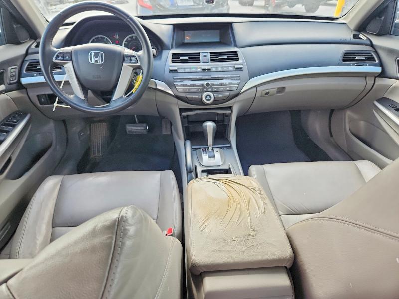 49337416 :رقم المزاد ، 1HGCP3F83BA029840 vin ، 2011 Honda Accord مزاد بيع