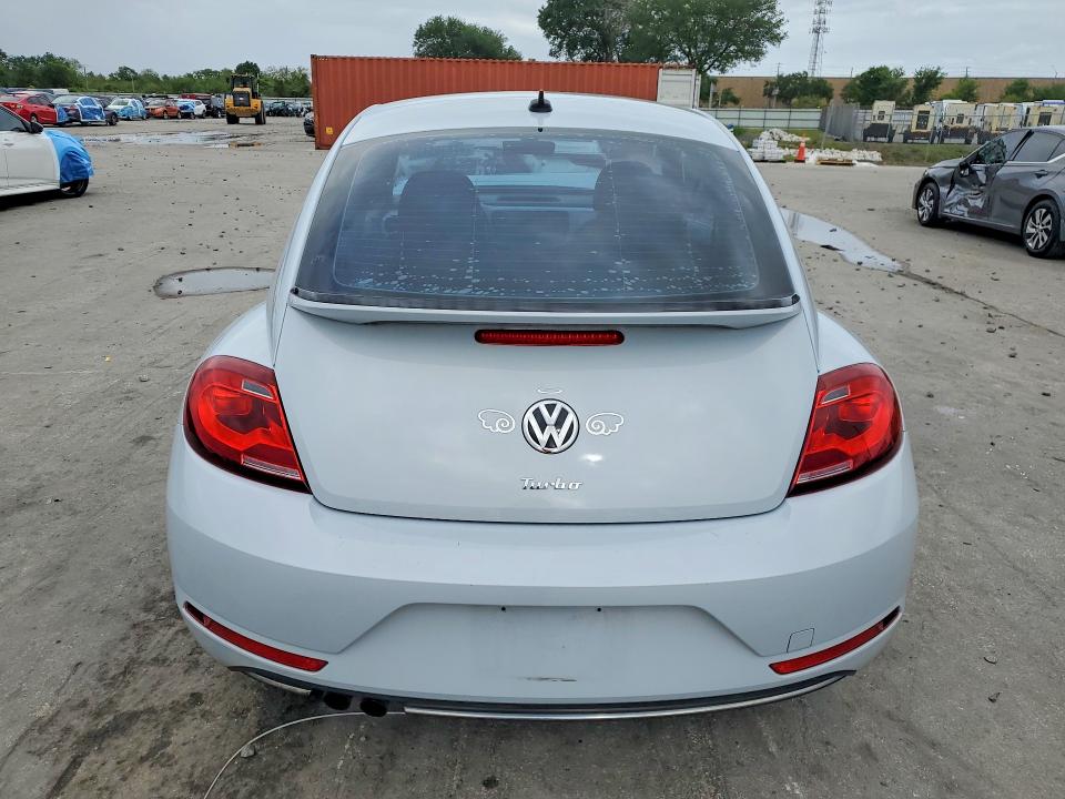48539546 :رقم المزاد ، 3VWJ17AT6HM612907 vin ، 2017 Volkswagen Beetle مزاد بيع