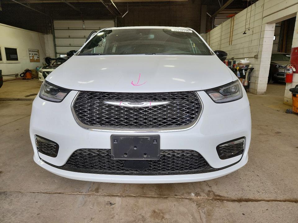 Auction sale of the 2026 Chrysler Pacifica, vin: 2C4RC1BG9TR177820, lot number: 50912116