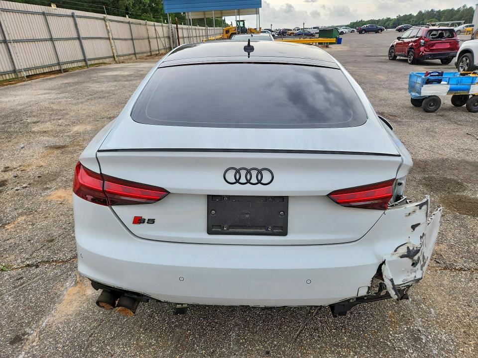 41630916 :رقم المزاد ، WAUC4CF59NA014774 vin ، 2022 Audi S5 مزاد بيع