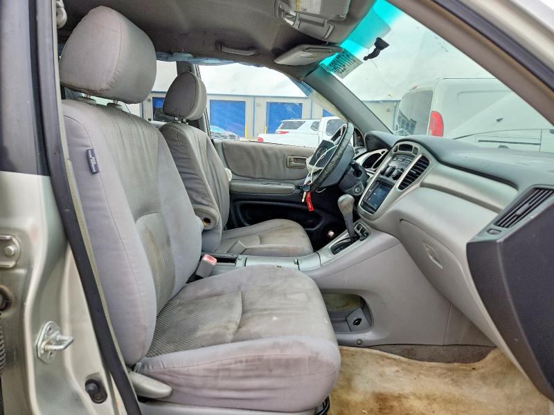 51774226 :رقم المزاد ، JTEEP21AX40038101 vin ، 2004 Toyota Highlander مزاد بيع