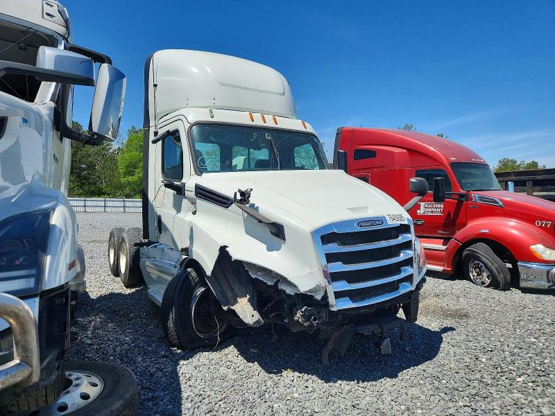 Продаж на аукціоні авто 2020 Freightliner Cascadia 126, vin: 3AKJHLFG2LSLX8677, номер лоту: 76459285