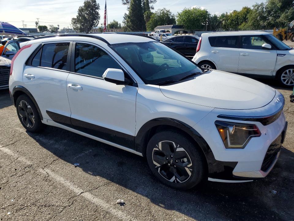 2024 Kia Niro მანქანა იყიდება აუქციონზე, vin: KNDCR3L1XR5096082, აუქციონის ნომერი: 50828536
