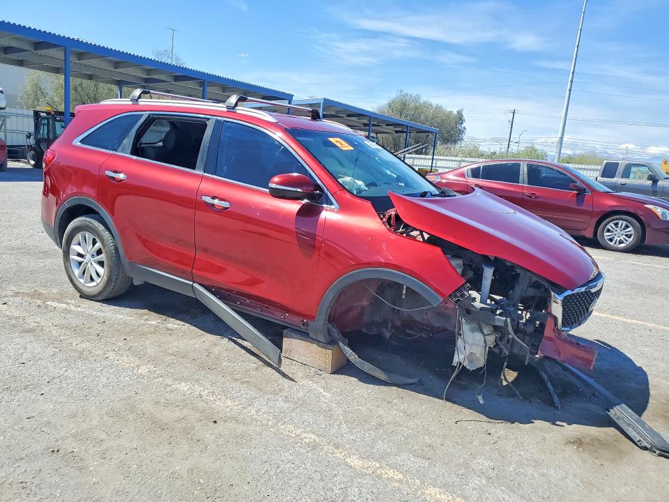 2017 Kia Sorento მანქანა იყიდება აუქციონზე, vin: 5XYPG4A59HG272709, აუქციონის ნომერი: 48868456