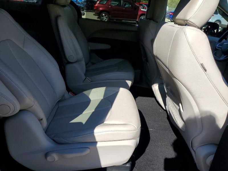 Продажа на аукционе авто 2018 Chrysler Pacifica, vin: 2C4RC1L73JR125059, номер лота: 48918476