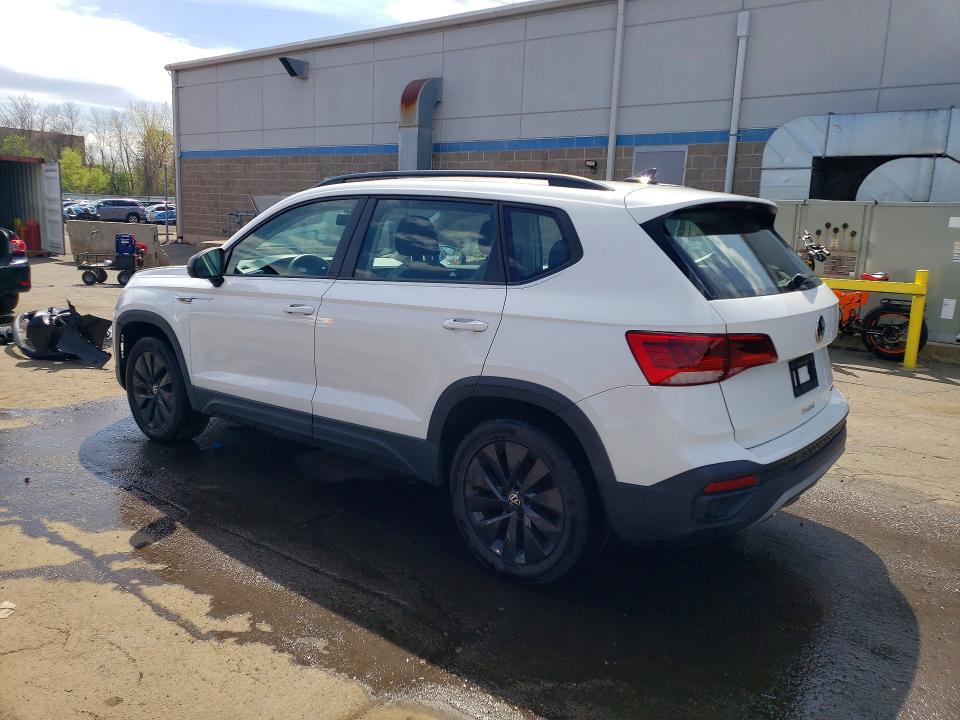 Продаж на аукціоні авто 2022 Volkswagen Taos, vin: 3VVAX7B26NM041813, номер лоту: 49841816